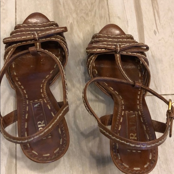 Pradaeather stilettos Size 37,5 (7,5) - Picture 4 of 5